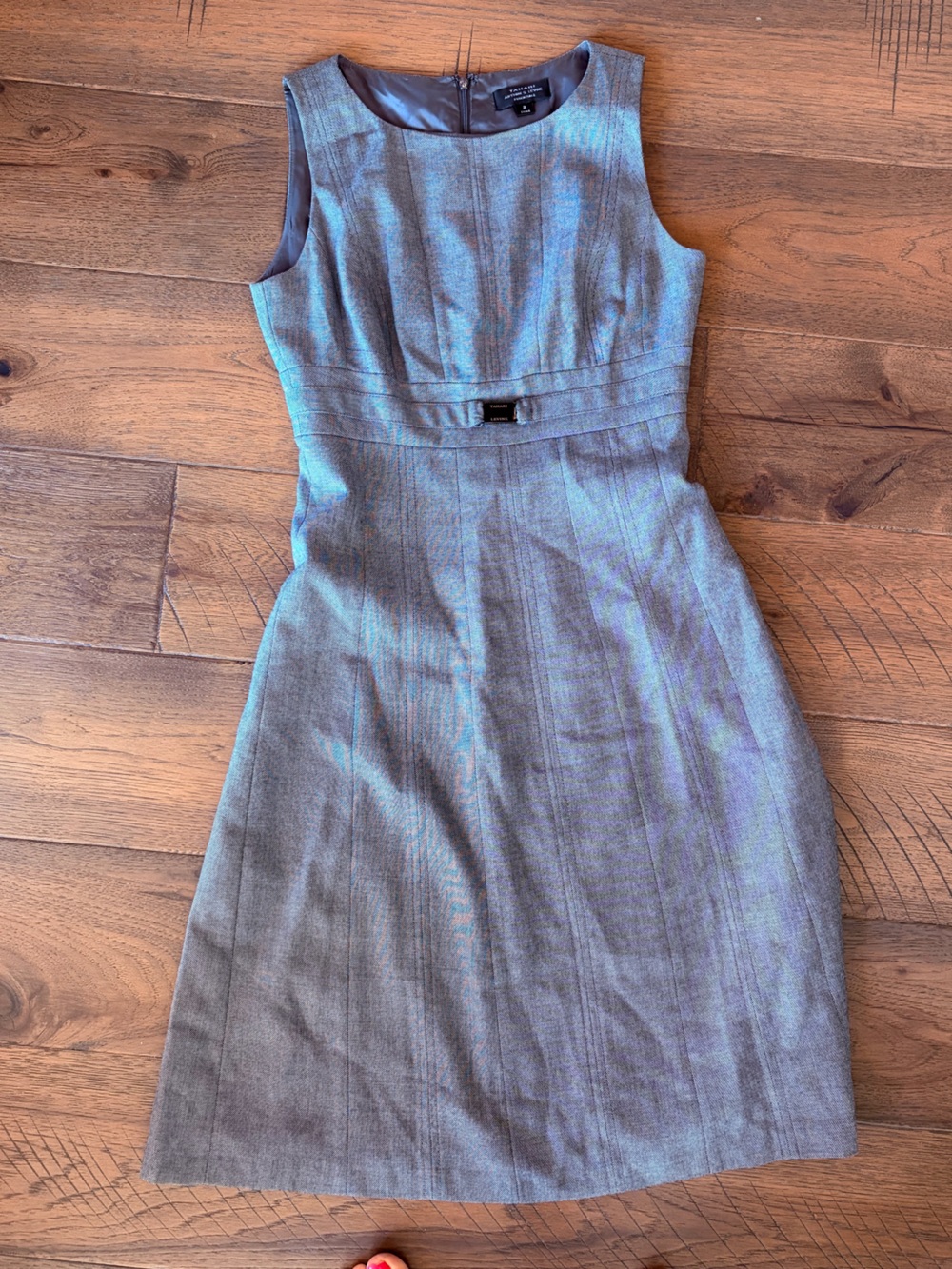 Tahari Arthur S Levine Gray Fit Flare Sleeveless Career Dress Size 2 Petite